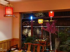 -三道苗苗鱼·美蛙黄辣丁(八里店)
