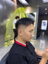 -不迫先生专业男士剪发