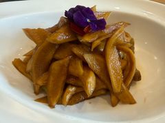 -海派美食·家宴海鲜青岛菜·石锅鲽鱼头(东方城店)