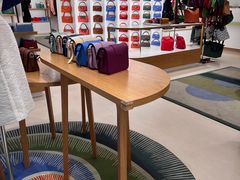 -Longchamp(佛罗伦萨小镇奥特莱斯店)