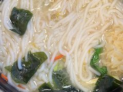 -灵芝妹子海鲜米线(香炉礁山姆店)