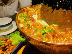 铜锅洋芋鸡-觅山云南菜(泊富ICITY店)