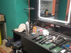 -鸿運 BARBER SHOP男士理发馆