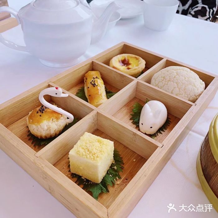 水上明月·湖景餐厅图片