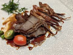-鼎泰亨·海鲜牛肉餐厅(滨江店)
