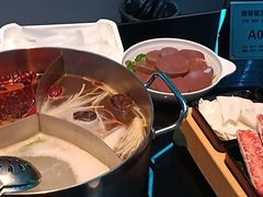 -唯爱KTV聚会餐厅(仙林东城汇店)