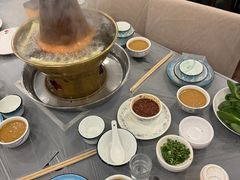 -鑫龙火锅城(青岛分店)