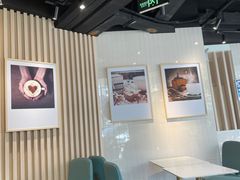 -85度C(生甜甜圈研究工坊·上海平凉店)