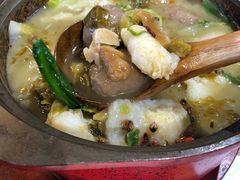 -周鱼小馆石锅酸菜鱼(活力汇店)