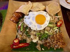 印尼式炒飯-Naughty Nuri’s Phuket