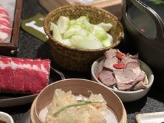 -三出山火锅(南京万象天地店)