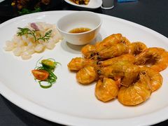 清炒虾仁拼元宝虾-望乡楼上海菜(日月光店)