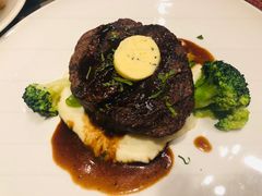 -WOLFGANG PUCK KITCHEN & BAR(迪士尼小镇店)