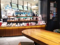 大堂-星巴克臻选(广州太古汇店)