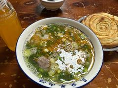第一碗白汤-龙门李家三旦羊肉汤馆
