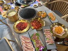 -金会长自助海鲜·烤肉(人民广场店)