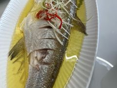 -七的湖·晚芳亭·阳澄湖农家菜·大闸蟹(莲花岛店)