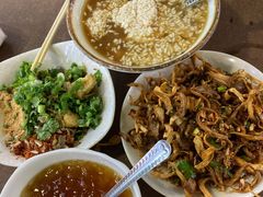 炸平菇-黄妈伤心凉粉总店(名店街店)