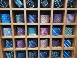 -香港威德诚洋服BESPOKE西服西装高级定制(上海湾一店)