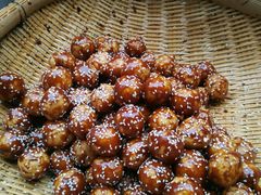 -邓记新一代糖油果子(四川煤管局供销公司职工宿舍店)