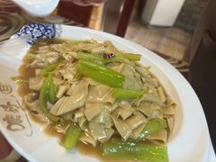 -大梁骨头馆·酱骨老菜(友好店)