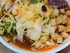 -东口码头·烧鸽子·鱼头泡饼·地方菜(金鹰悦城店)