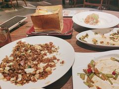 -港丽餐厅(正大店)
