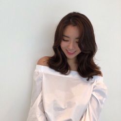 -CARR SALON
