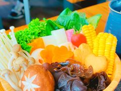 -湊湊火锅·茶憩(南京东路悦荟店)