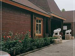 -静之湖湖畔餐厅