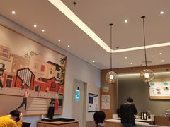 大堂-星巴克(长沙麓南广场店)