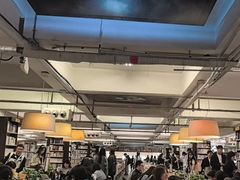 -先锋书店(五台山总店)