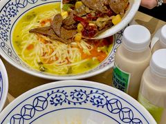 -李与白包子铺(桐梓林店)