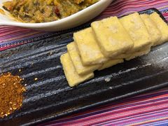 -香巴拉云南餐厅(华莱坞店)