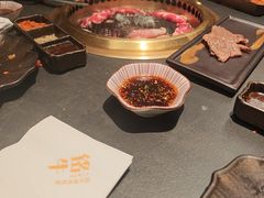 -铭牛烧肉·和牛海鲜自助(高新月牙湖店)