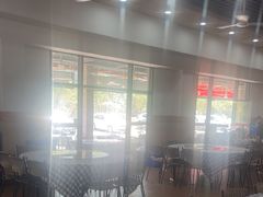 -钱大妈海鲜饭店(保利林语店)