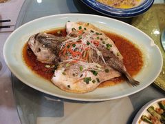 清蒸鲈鱼-小土豆北方菜馆(方庄店)