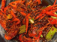 -肥肥虾庄·金牌油焖大虾(杨园滨江时代walk店)
