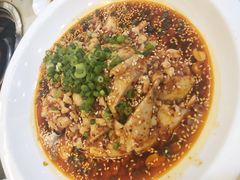 -渝君重庆火锅(嘉宾路店)
