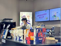 -瑞幸咖啡(岗厦北地铁站东区店)