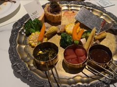 -静香HOUSE·全时段融合餐厅(七星欢乐颂店)