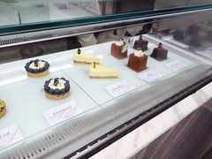 -UNI UNI(环亚凯瑟琳店)