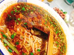 酸汤臊子面-大嘻咹biangbiang面(历史博物馆店)