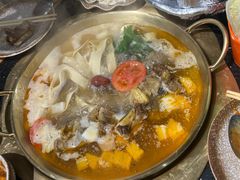 -顶顶汤火牛排火锅·经典铜锅涮肉