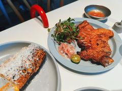 包烧鸡腿-胡麻(静安嘉里店)