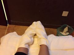 -鸿喜足健康足道采耳艾灸(南纬路店)