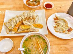 猪肉锅贴-小街锅贴(西工饭庄七分店)