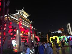 -南门头上美食街