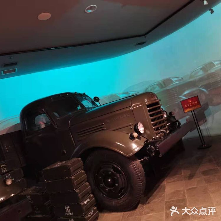 驾车走高速一小时左右，地址丰台丰科园附近特色推荐