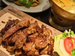 -大头虾越式风味餐厅(光明广场店)